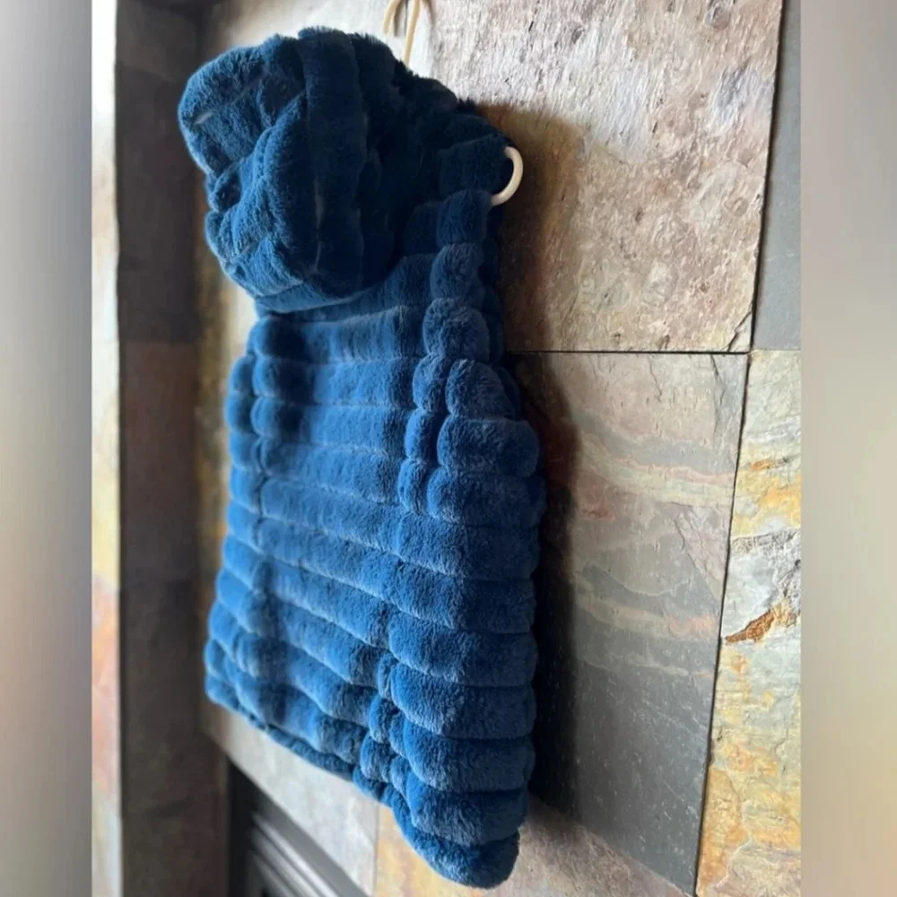 Soft Surroundings Rich Blue Plush Faux Fur Reversible‎ Vest